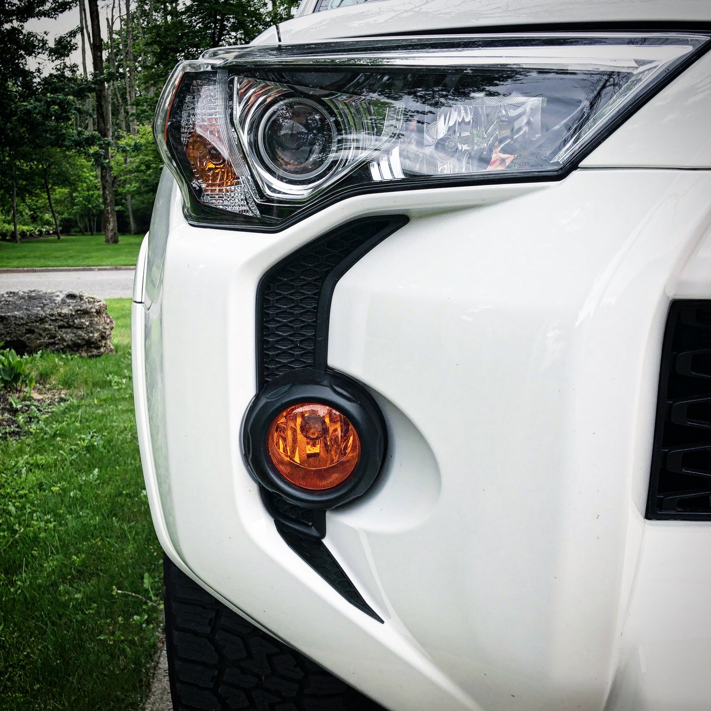 4Runner Fog Light Fangs