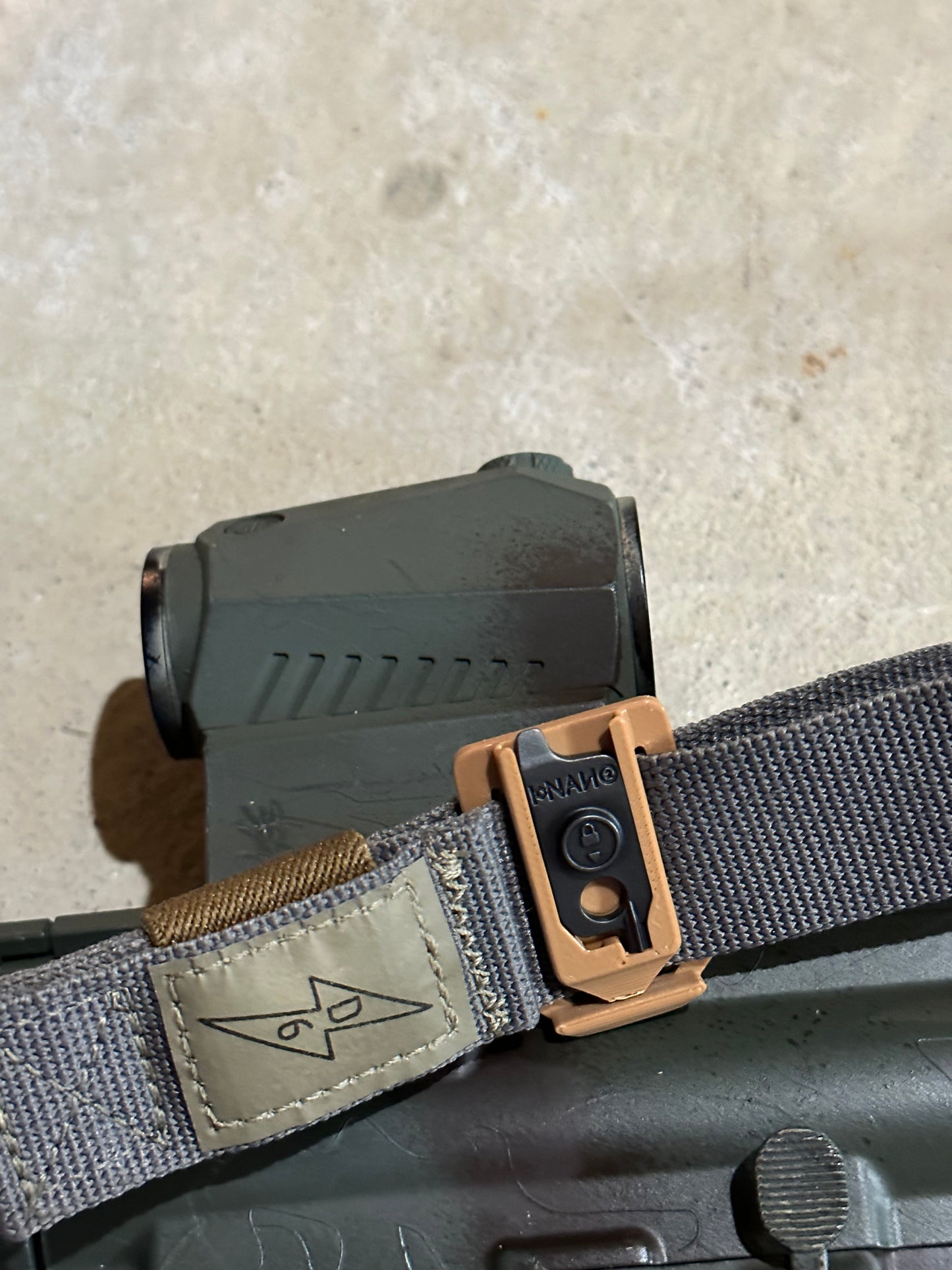 Multitasker Nano MOLLE Saddle